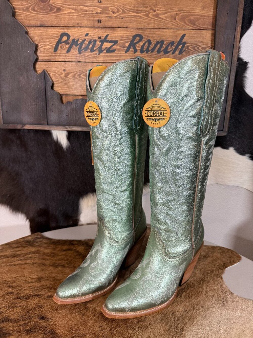 Corral Women's Metallic Tall Western Boots - Snip Toe - W8 ($269 MSRP)